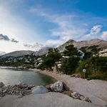 krevet i doručak Eola Leisure 4*