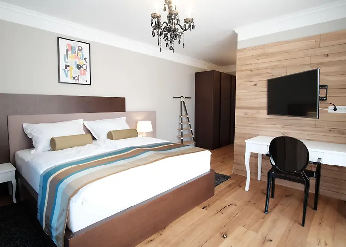 Eola Leisure 4* Stara Baška