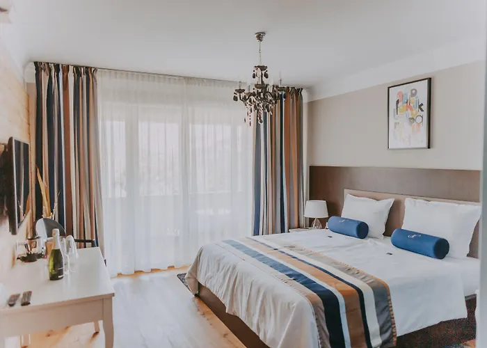 Panzió Eola Leisure 4*