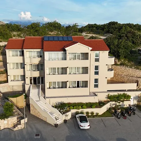 Eola Leisure 4*