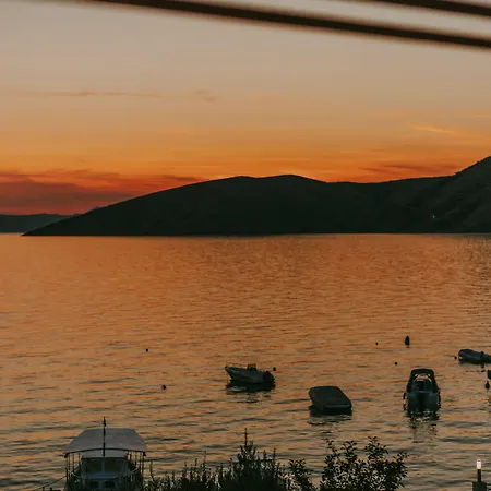 Eola Leisure 4* Stara Baška